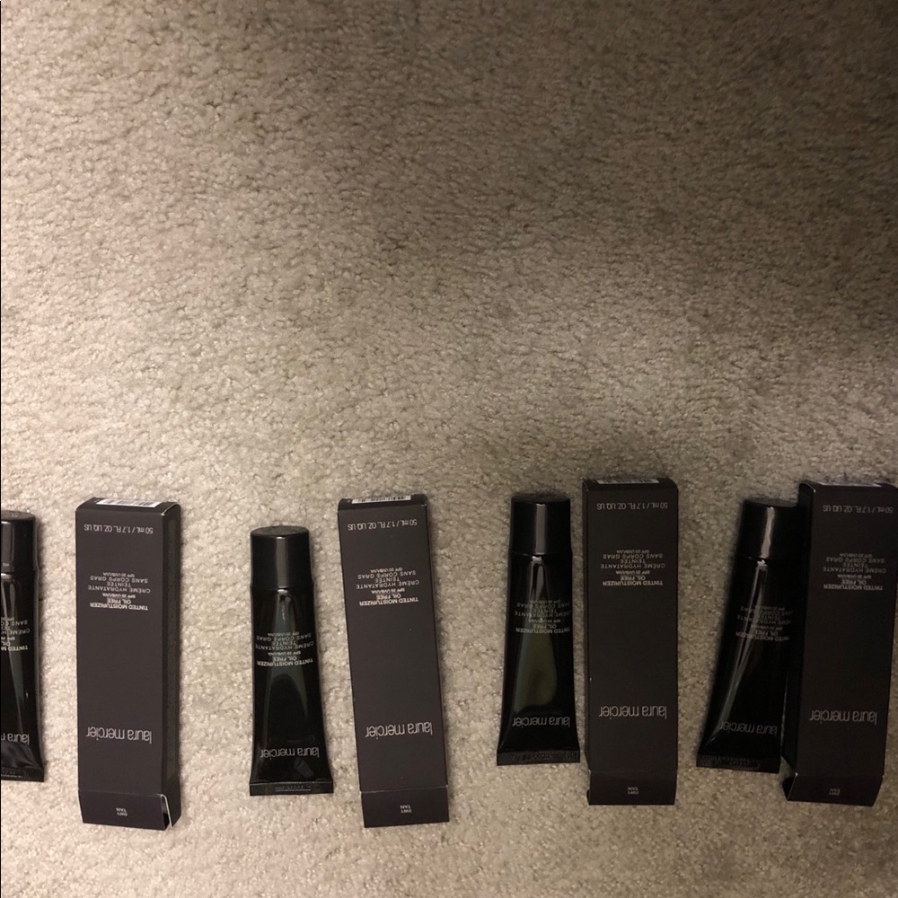 Laura Mercier Tinted Moisturizer (1.7 oz) in Tan